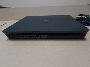 Б/у Игровая приставка Sony playstation 4 slim 1tb 01-200921124