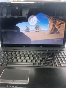 Lenovo 15/core i3 370m ddr3/4gb ddr3/hdd 500 gb/geforce 310m