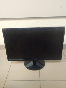 Б/в Монітор Samsung s22d300 01-200932116