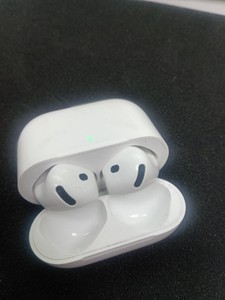 Б/в Навушники Apple airpods 4 01-200933374