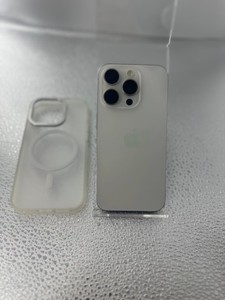 Б/в Мобільний телефон Apple iphone 15 pro 256gb 01-200890691