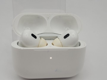 Б/в Навушники Apple airpods pro 2nd generation with magsafe charging case usb-c 01-200902216
