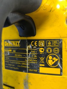 Б/в Відбійний молот Dewalt d25899k 01-200938013