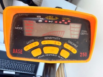 Б/у Металлоискатель Base 250 / котушка iра xl 01-200973562