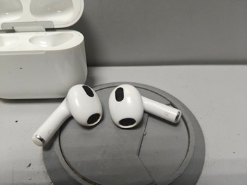 Б/в Навушники Apple airpods 3rd generation 01-200978883