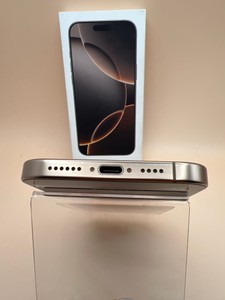 Б/в Мобільний телефон Apple iphone 16 pro max 512gb 01-200913825