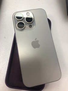 Б/в Мобільний телефон Apple iphone 15 pro 256gb 01-201006131