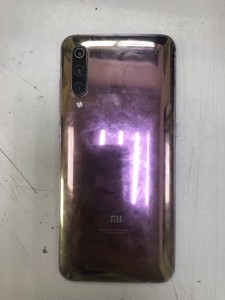 Б/в Мобільний телефон Xiaomi mi-9 6/64gb 01-201023904