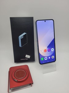 Б/в Мобільний телефон Samsung galaxy flip6 12/256gb 01-200979224