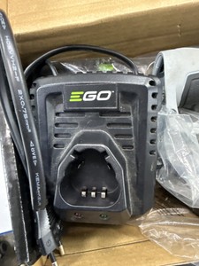 Б/в Кущоріз Ego cht2000e 1акб 12v 2.0ah + зп 01-201054287