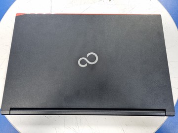 Б/у Ноутбук Fujitsu 15/core i5 6200u/8gb ddr3/hdd 500 gb/*інтегрована 01-201064064