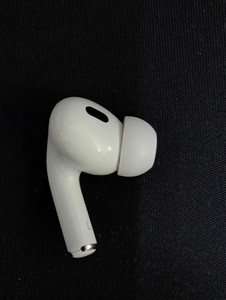 Б/в Навушники Apple airpods pro 2nd generation with magsafe charging case usb-c 01-201063669