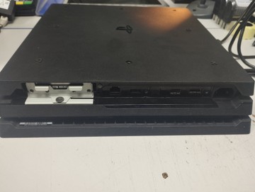Б/в Ігрова приставка Sony playstation 4 pro 01-201129329