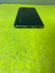 Б/у Мобільний телефон Realme 8 6/128gb 01-201181086