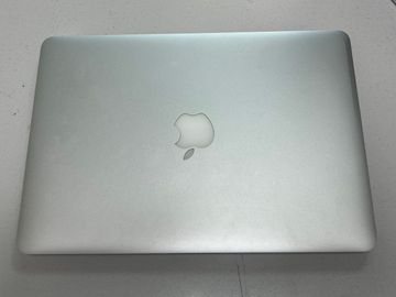 01-200582697: Apple macbook pro a1502, 13,3 core i5 2.4ghz, ram 4gb. ssd 128gb, intel iris 1536mb