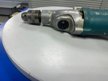 01-200629800: Makita hp2050