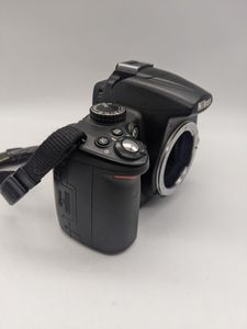01-200744699: Nikon d5000 body