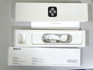 01-200764406: Apple watch se 2 gps 40mm aluminum case with sport