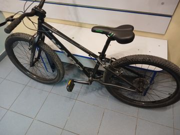 01-200785185: Haro flightline 24