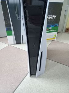 01-200786732: Sony playstation 5 825gb