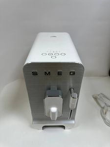 01-200788731: Smeg bcc02whmeu