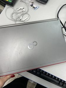 01-200794057:  14/core i3 6100u ddr3/8gb ddr3/hdd *відсутній/ssd 128 gb/*інтегрована