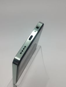 Б/у Мобильний телефон Realme 12 5g 8/256gb 01-200756708