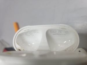 Б/в Навушники Apple airpods 2nd generation with charging case 01-200806331