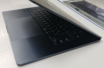 Б/у Ноутбук Apple 15,3"/ a2941/ m2 / ram8gb/ ssd256gb/ retina, truetone 01-200812733