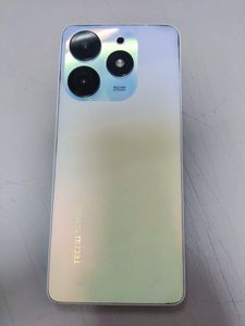 Б/в Мобільний телефон Tecno spark 10 pro 8/256gb 01-200834310