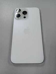 Б/в Мобільний телефон Apple iphone 15 pro max 256gb 01-200804178