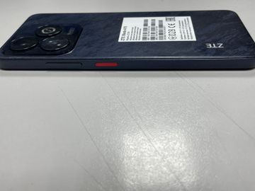 Б/в Мобільний телефон Zte blade a75 4/128gb 01-200843434