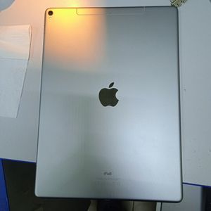 Б/в Планшет Apple ipad pro 12.9 2gen 2017 256gb wi-fi+lte 01-200845339