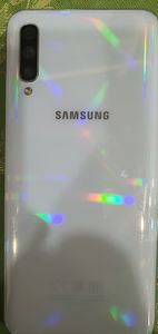 Б/в Мобільний телефон Samsung galaxy a50 6/128gb 01-200855618