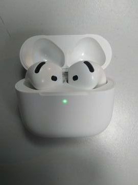 Б/в Навушники Apple airpods 4 01-200820824