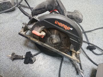 Б/у Пила дисковая Dnipro-M cs-185lx 01-200866366