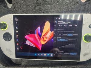 Б/в Ігрова приставка Lenovo legion go s 1 tb 01-200872076