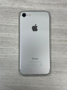 Б/в Мобільний телефон Apple iphone 7 32gb 01-200886104