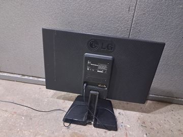 Б/у Монитор Lg e2242 01-200888450