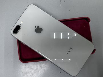 Б/в Мобільний телефон Apple iphone 8 plus 64gb 01-200892481