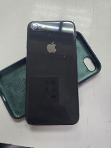 Б/в Мобільний телефон Apple iphone 8 64gb 01-200899492