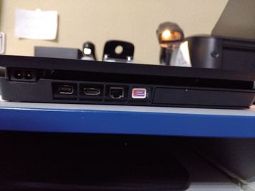 Б/у Игровая приставка Sony playstation 4 slim 1tb 01-200907748