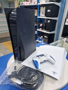 Б/в Ігрова приставка Sony playstation 5 825gb + 4tb з дисководом 01-200913110