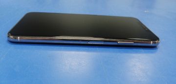 Б/у Мобільний телефон Apple iphone xs max 64gb 01-200920961