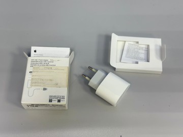 Б/в Зарядний пристрій Apple 20w usb-c 01-200930354