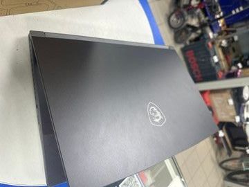 Б/в Ноутбук Msi 15/core i5-12450h ddr5/16gb ddr5/ssd 512 gb/geforce rtx4050 6gb 01-200938141