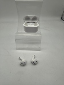 Б/в Навушники Apple airpods 4 with active noise cancellation 01-200948740