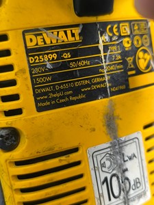 Б/в Відбійний молот Dewalt d25899k 01-200938013