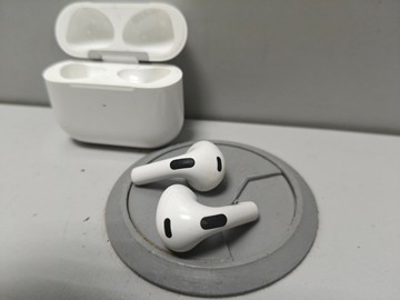 Б/в Навушники Apple airpods 3rd generation 01-200978883