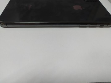 Б/в Мобільний телефон Apple iphone xs max 64gb 01-201002978